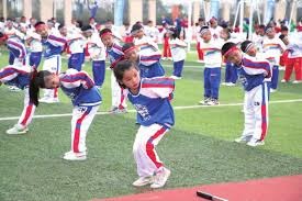 轰33分还是惨败！硬汉也止不住落泪，粤迷评论区落井下石，太讽刺