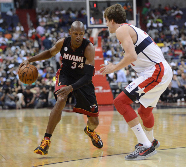 面对广州队 面对广州队