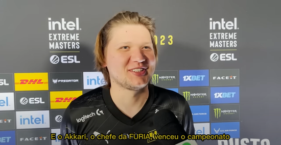 一步仍需外 一步仍需外