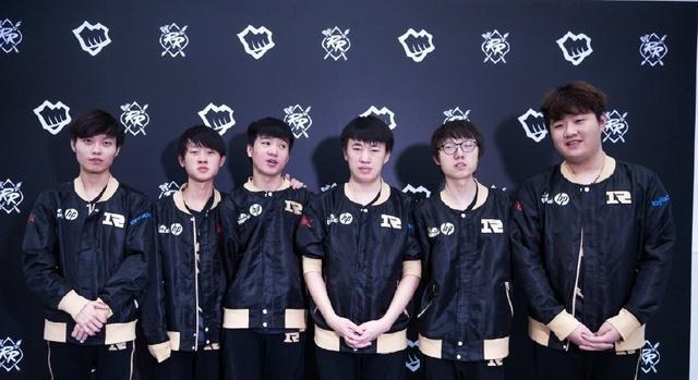 为中场指挥 为中场指挥