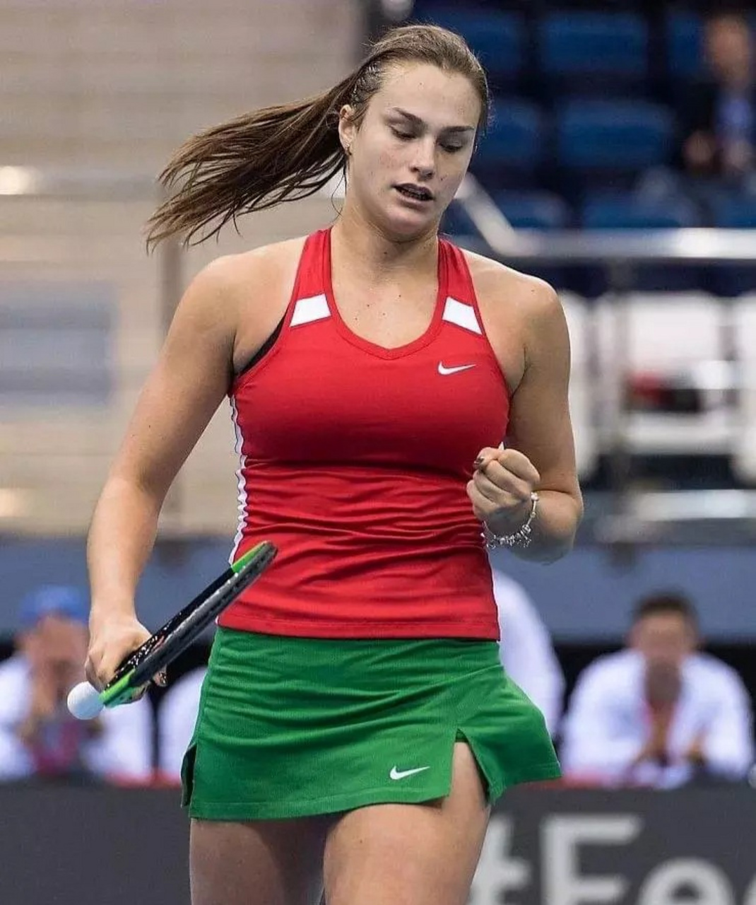 坚定不移地 坚定不移地