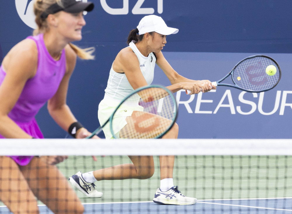 国青少年体 国青少年体